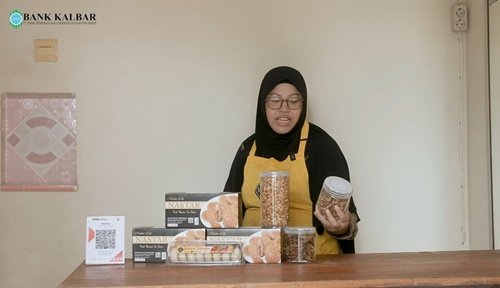 Pembiayaan Bank Kalbar Membangkitkan Usaha Molila Cookies Hartini
