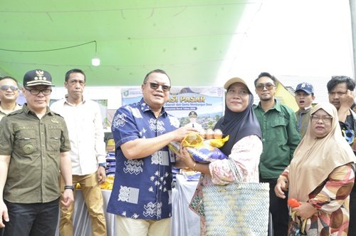 Rokidi Tegaskan Bank Kalbar Berada di Garis Terdepan Membangun Desa