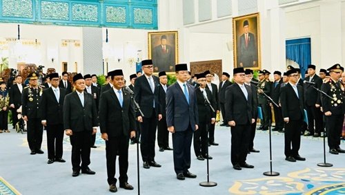 Presiden Prabowo Subianto melantik sejumlah menteri dan wakil menteri Kabinet Merah Putih di Istana Negara, Jakarta, pada Kamis, 1 Oktober 2026. Foto Laily Rachev/ BPMI Setpres.